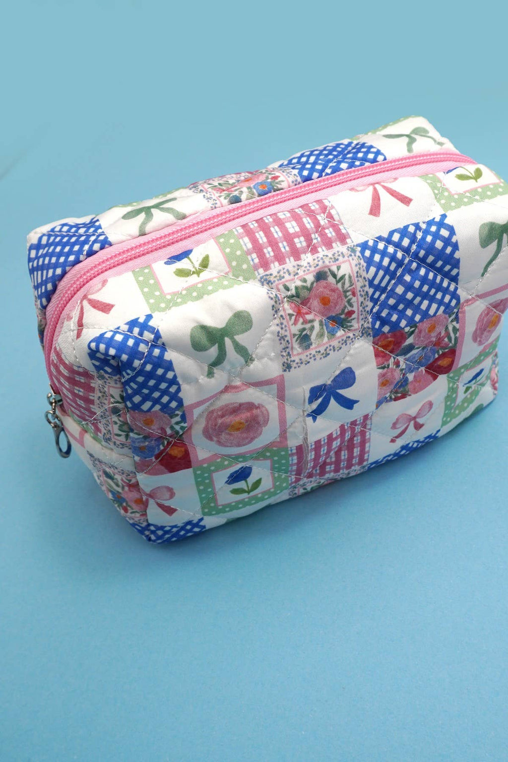 BOW QUILTED COTTON FLORAL COSMETIC POUCH BAG | 40P567