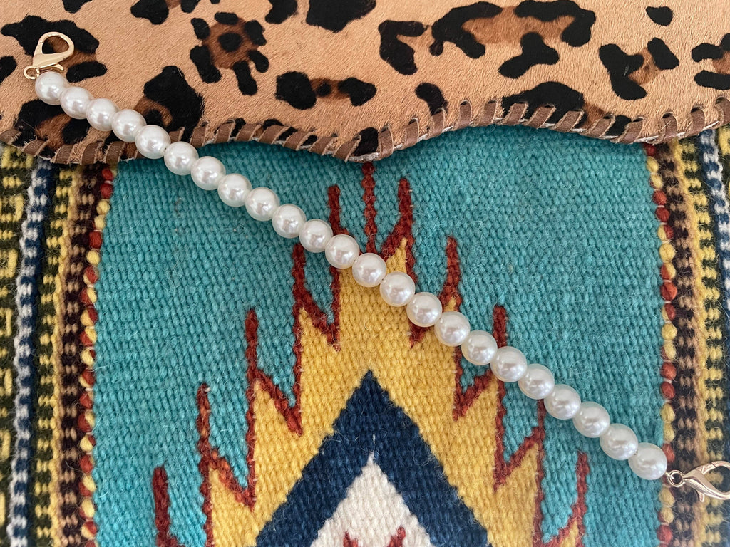 Big Pearl Trucker Hat Chain