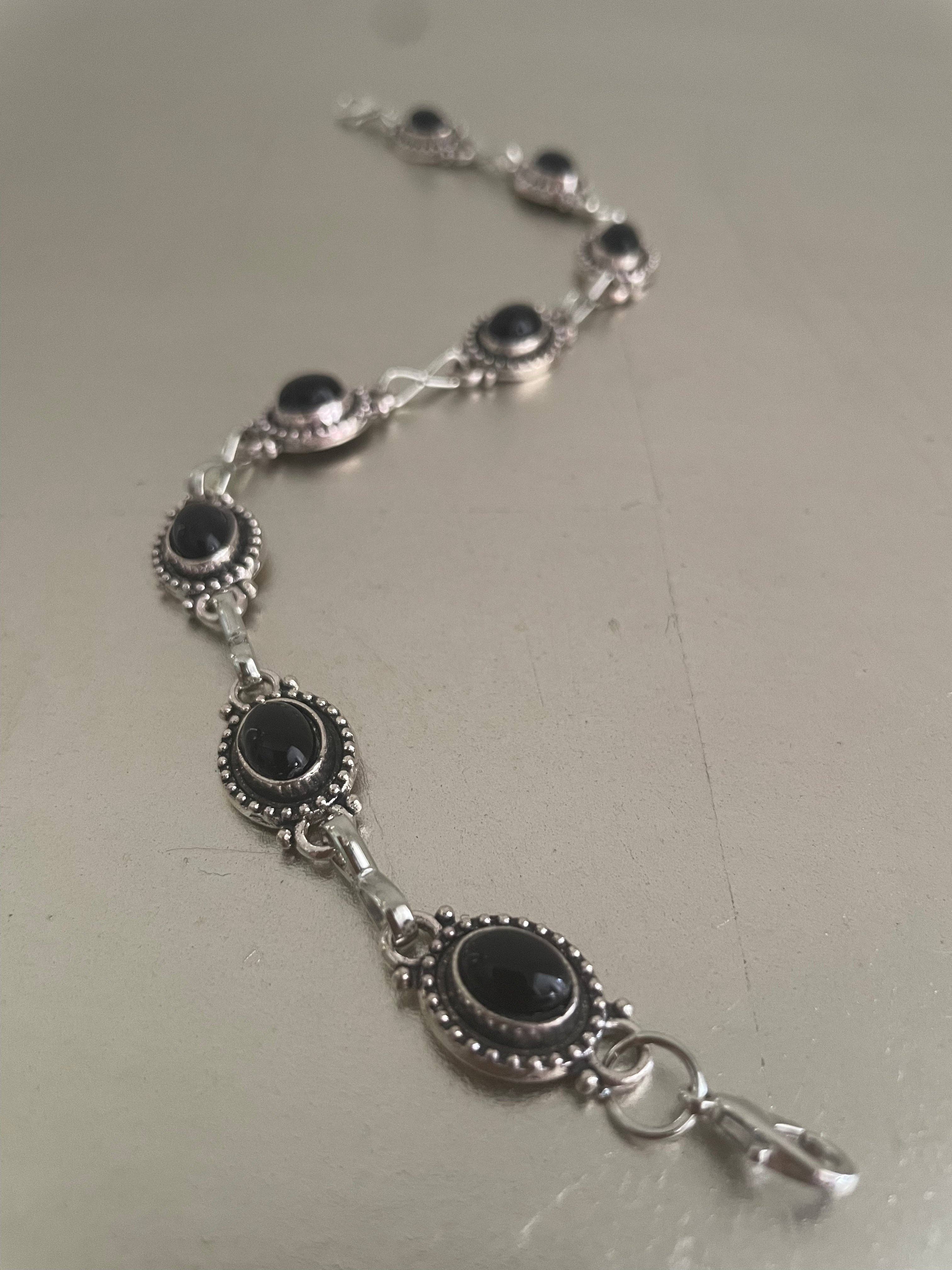 Vintage Oval Black Onyx Trucker Hat Chain