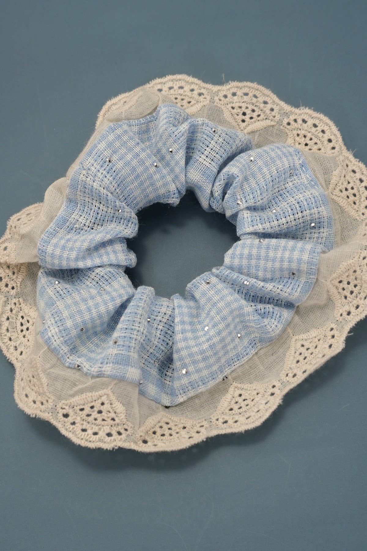COTTAGECORE CHECKER LACE SCRUNCHIES | 40S735