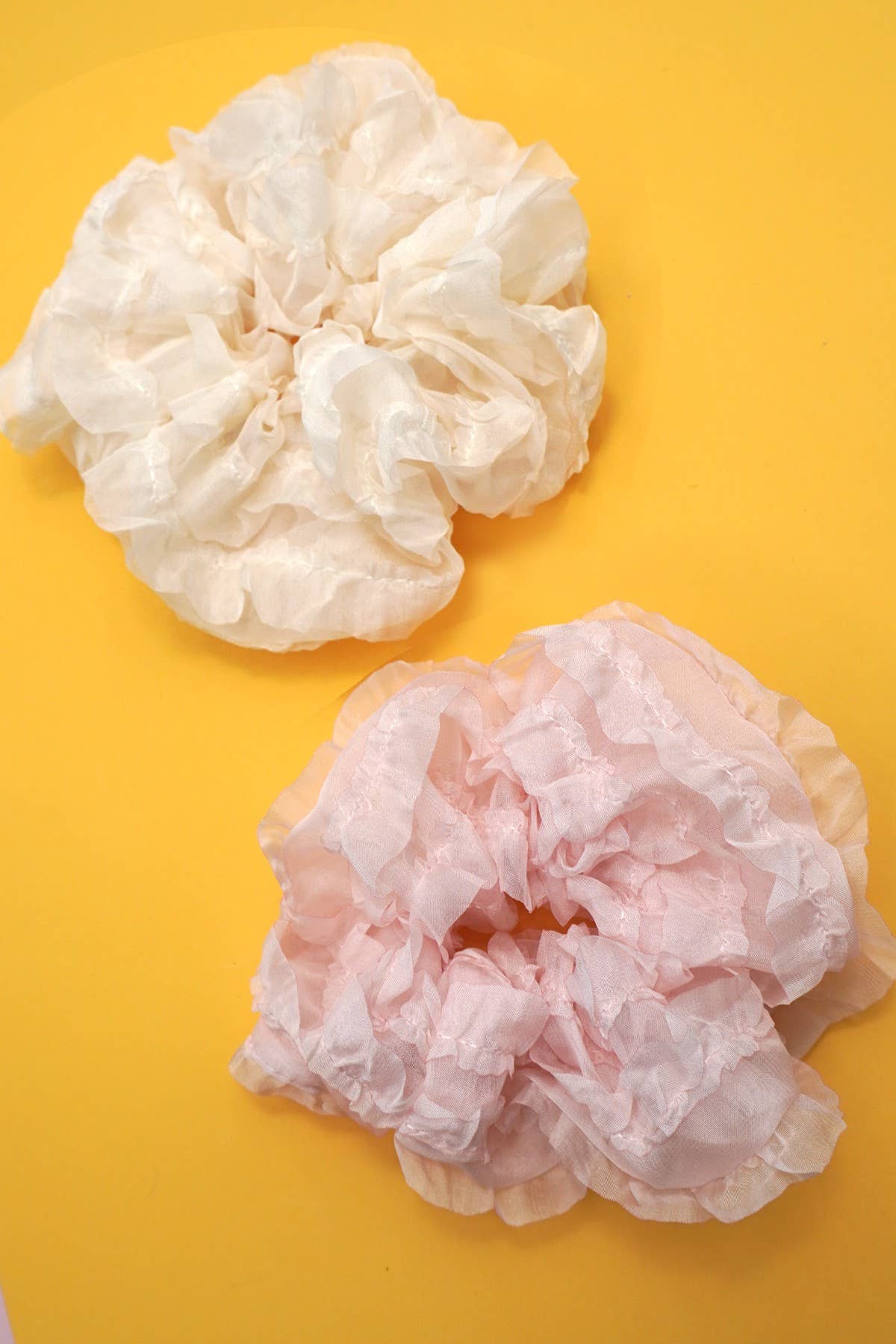 SHEER LACE COTTAGECORE INSPIRED SCRUNCHIES